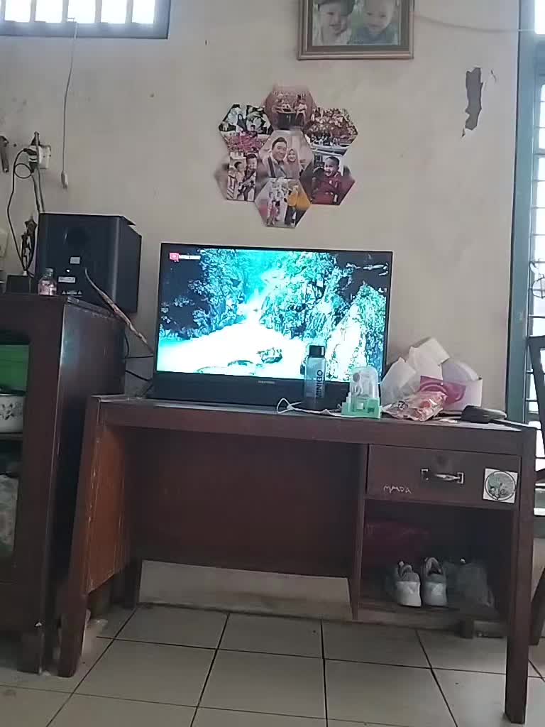 review image 0