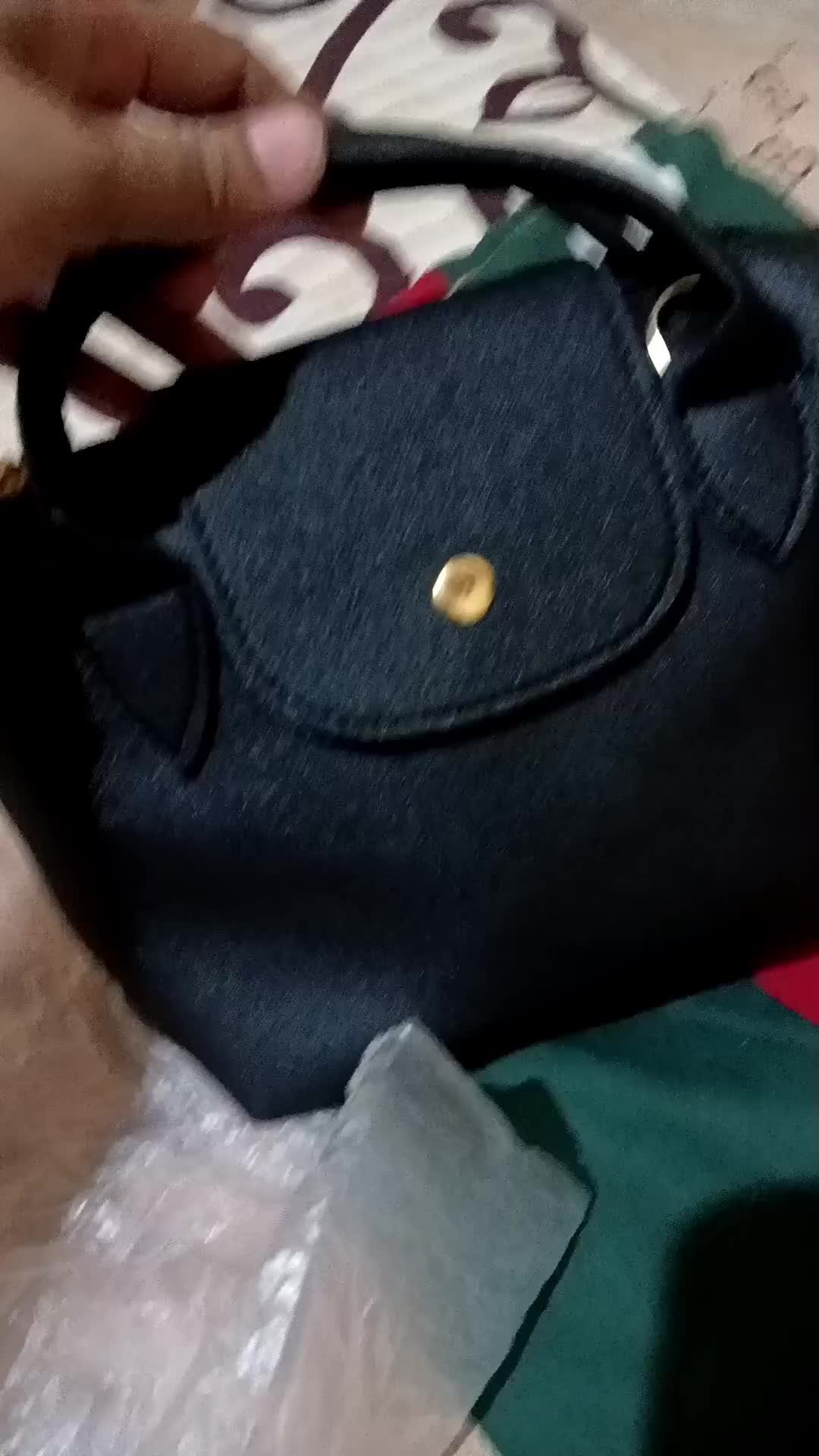 review image 0