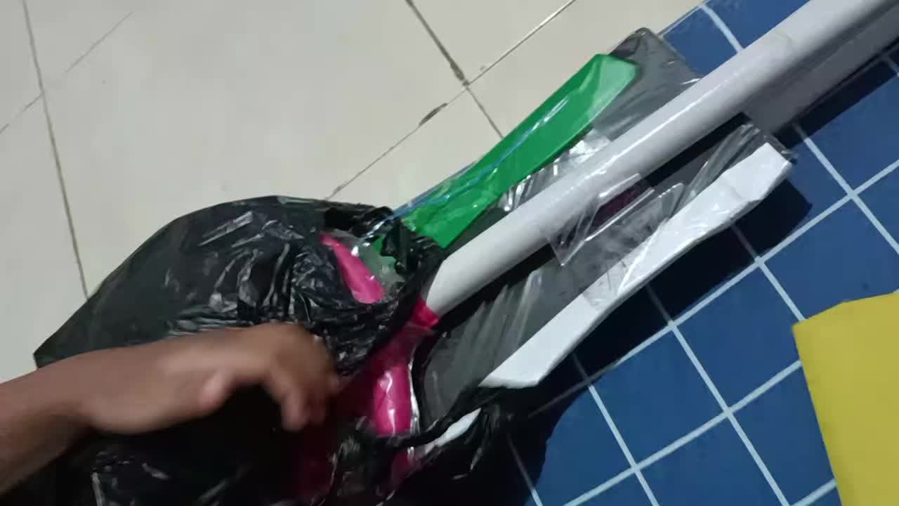 review image 0