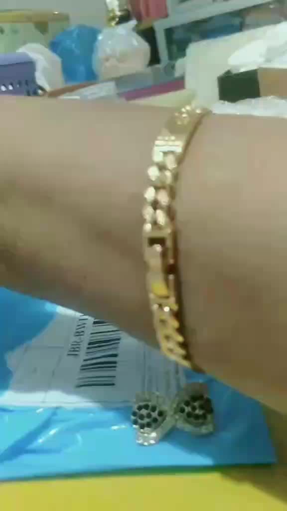 review image 0