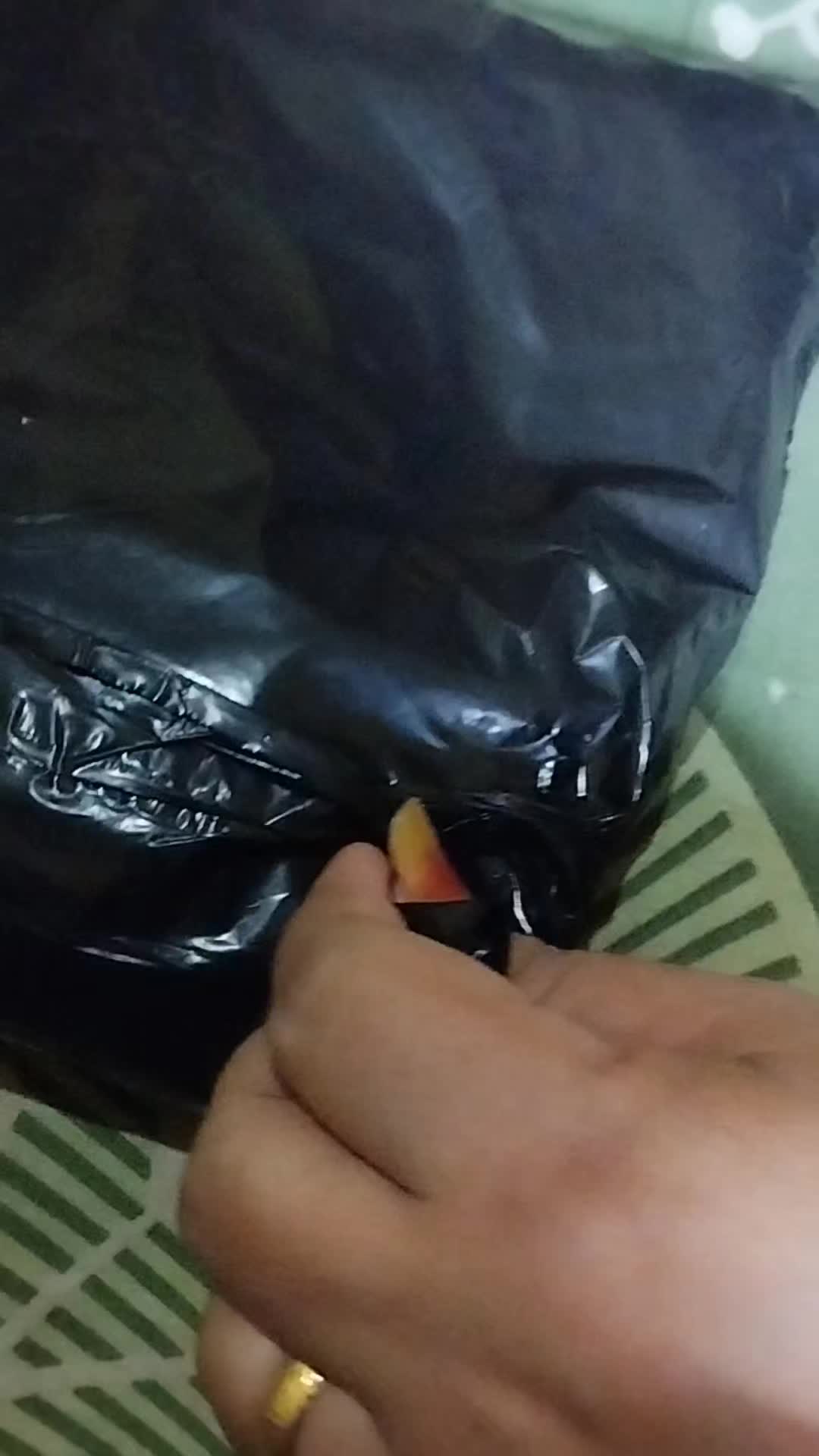 review image 0