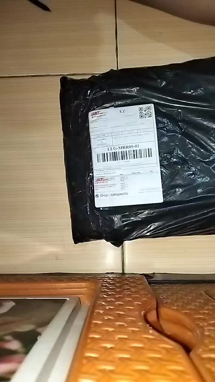 review image 0