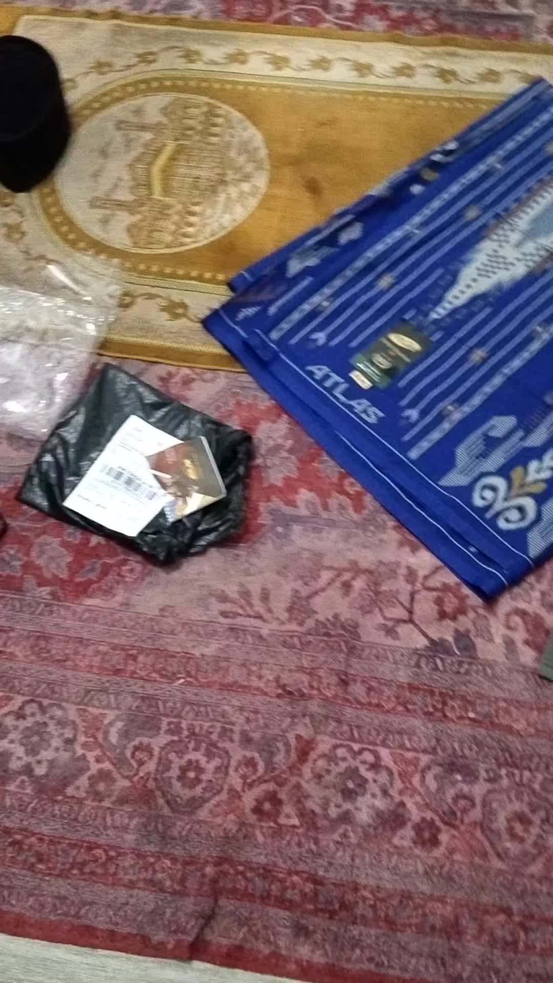 review image 0