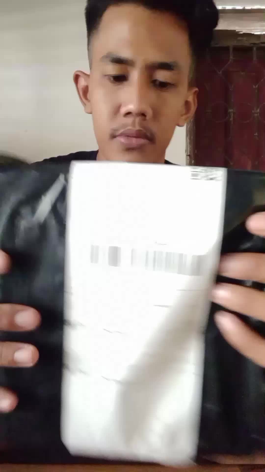 review image 0