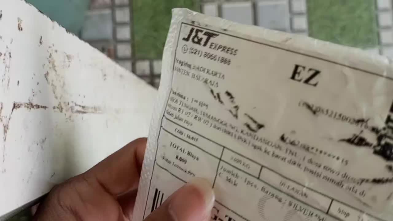 review image 0