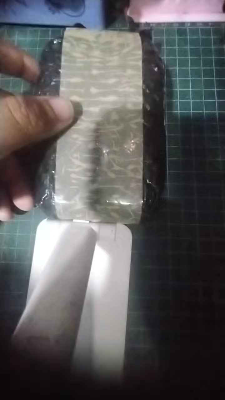 review image 0