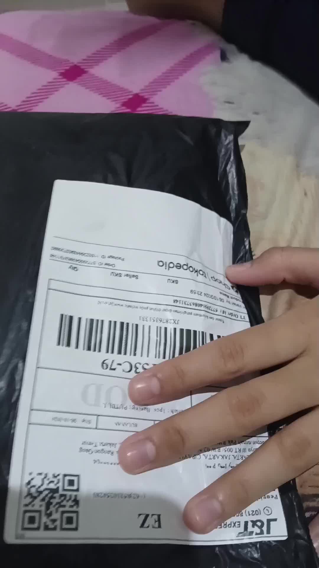 review image 0