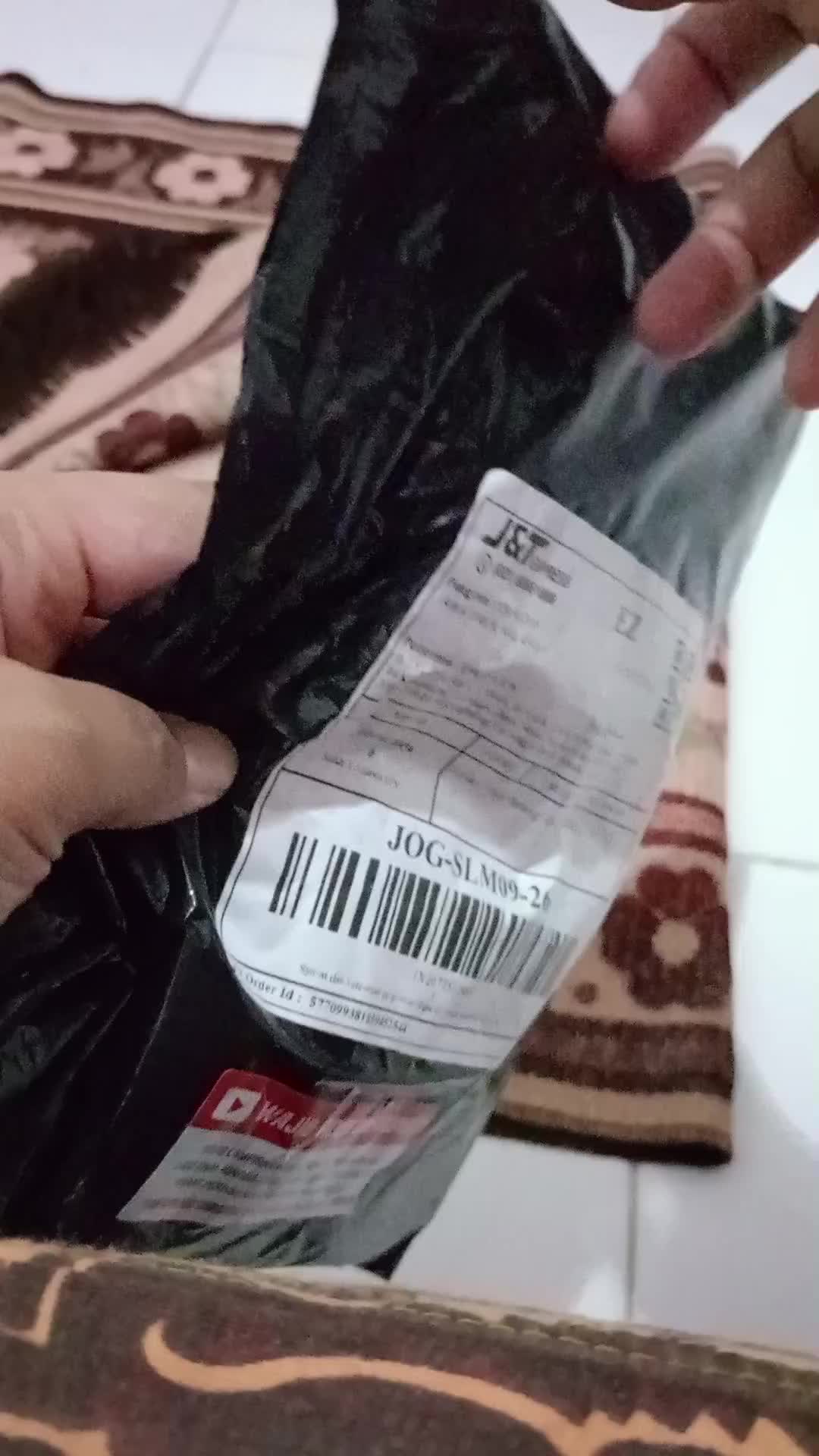 review image 0