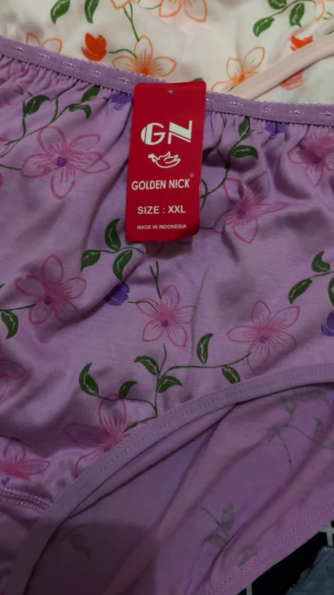 review image 0