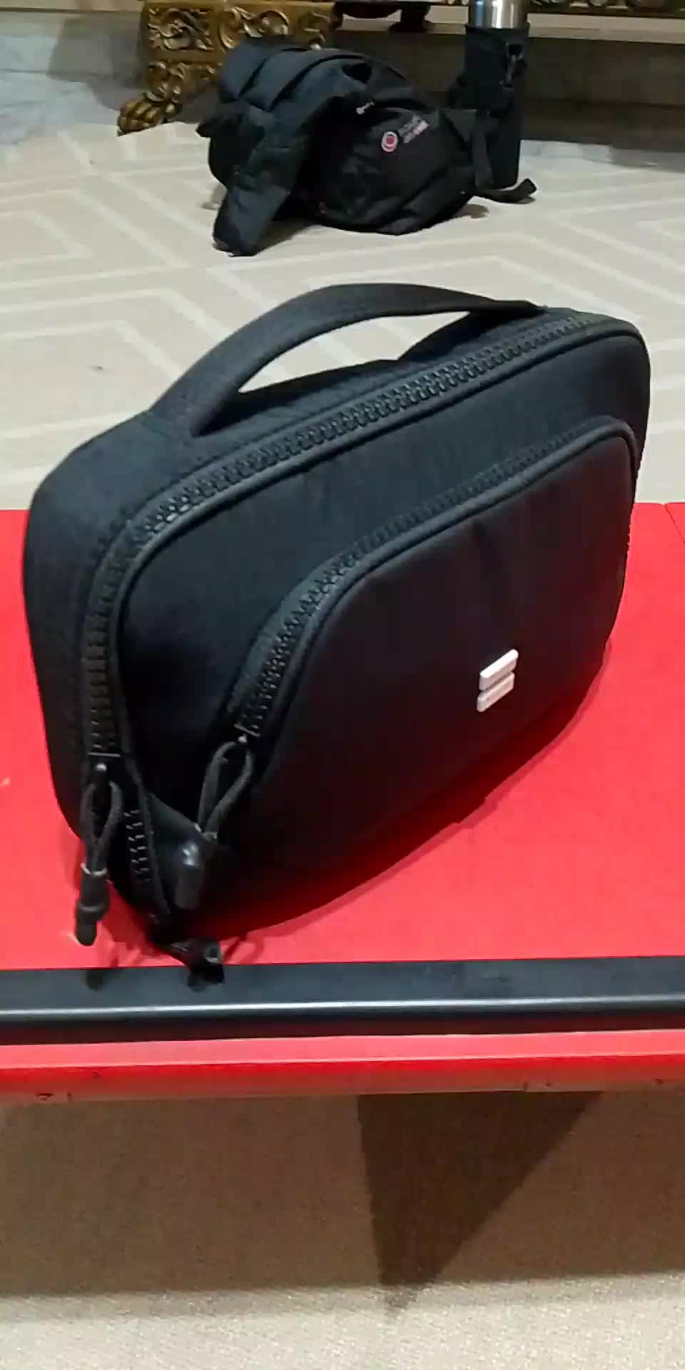 review image 0