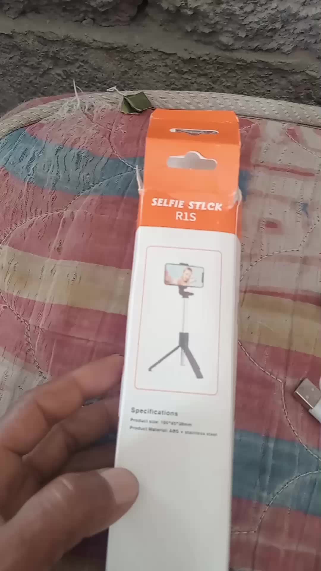 review image 0