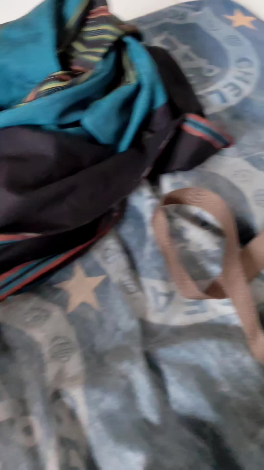 review image 0
