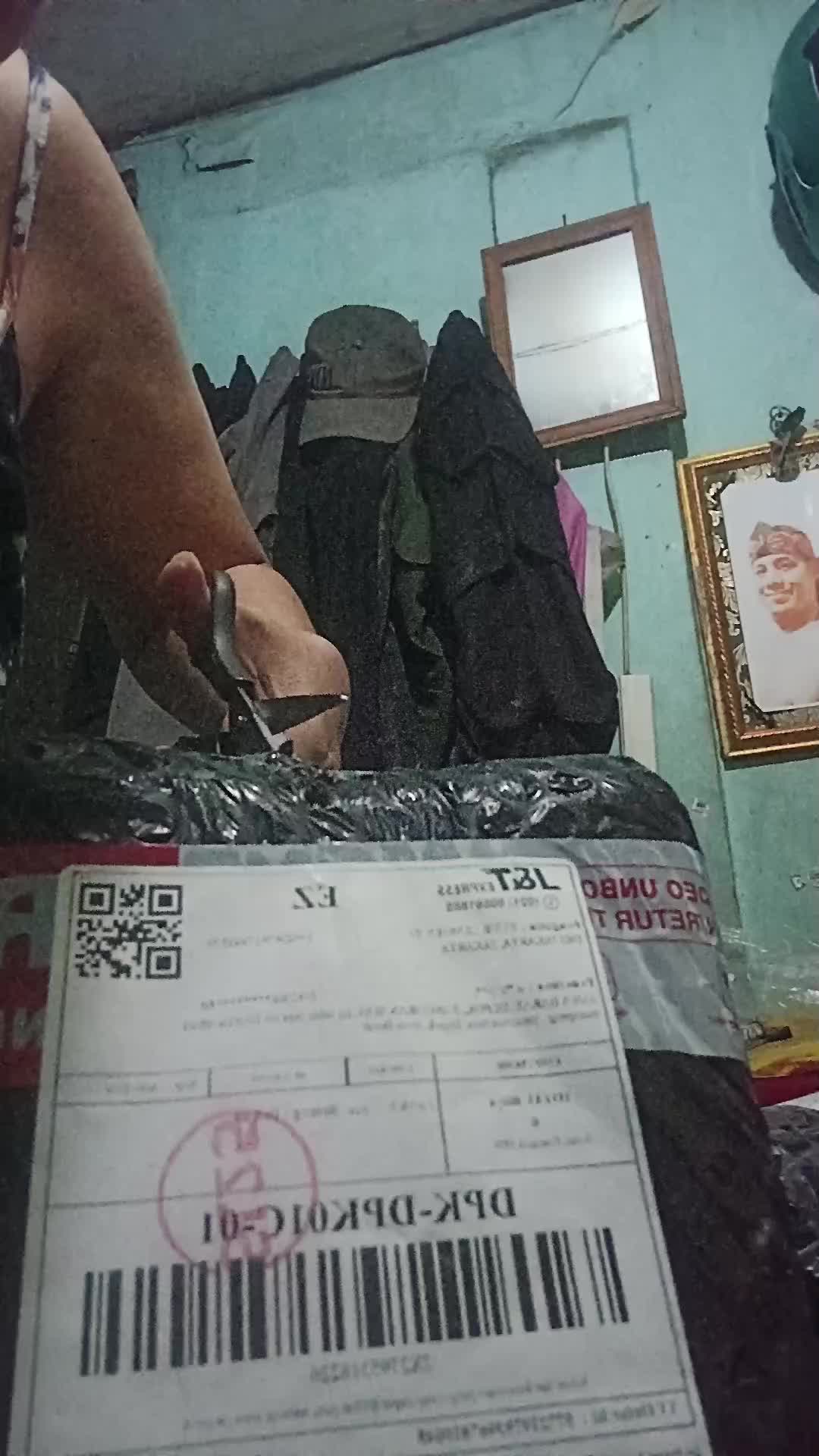 review image 0