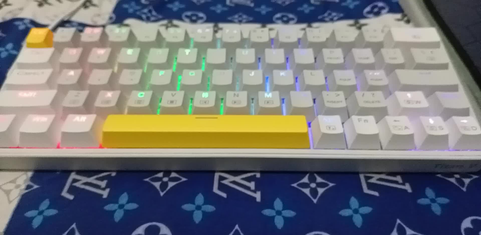 review image 0