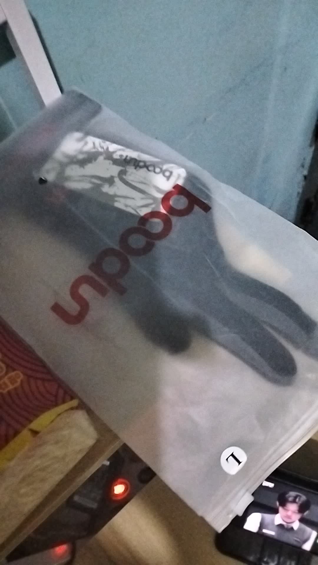 review image 0