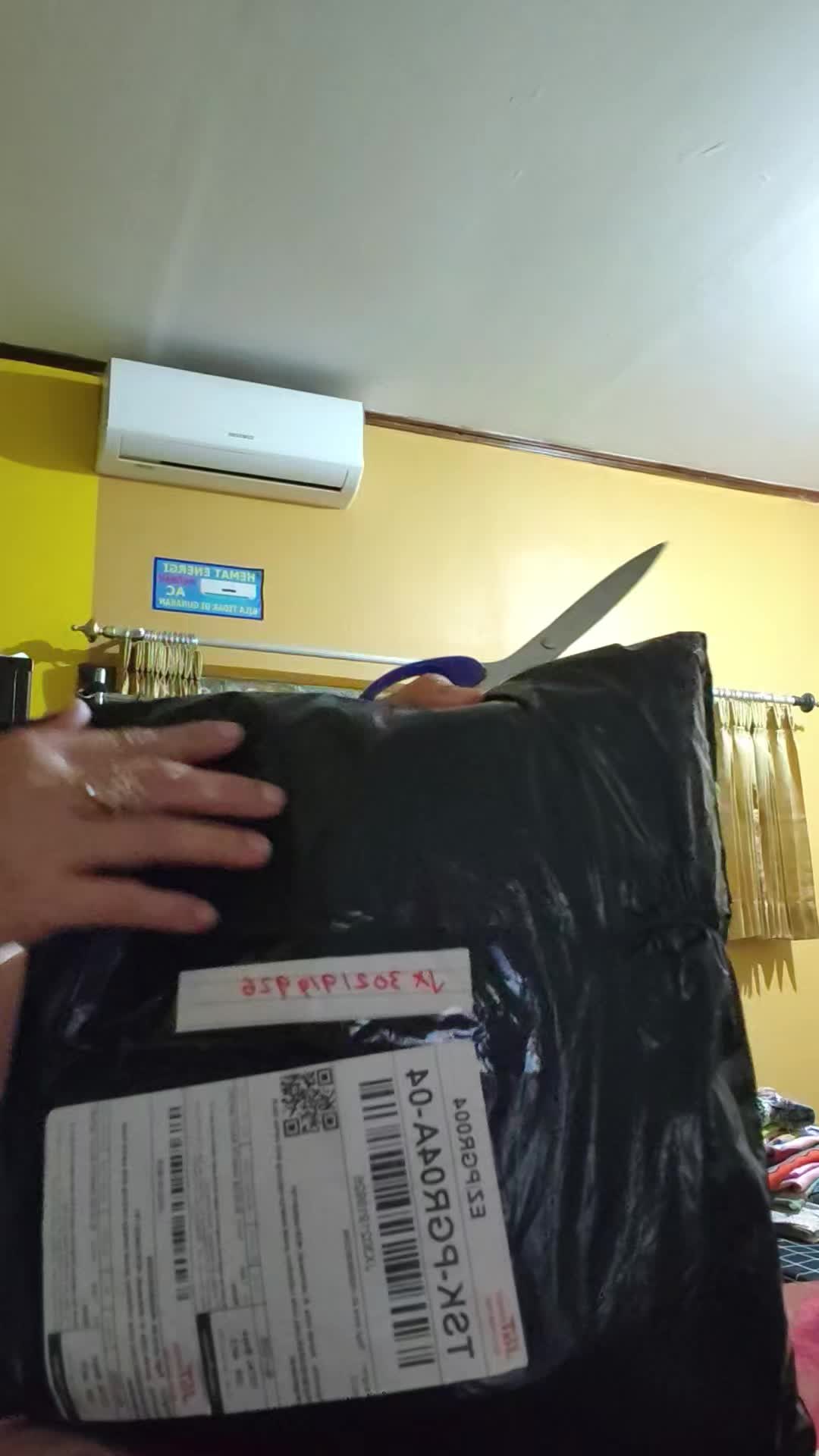 review image 0
