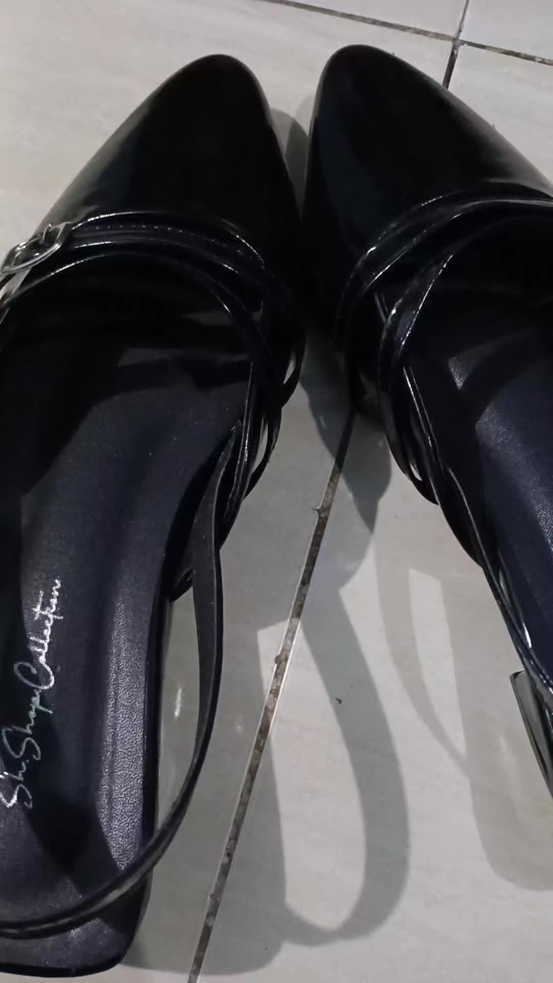 review image 0