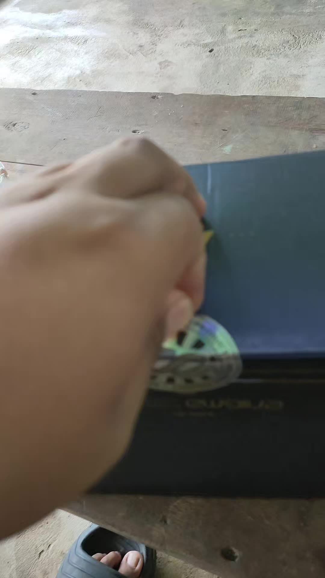 review image 0
