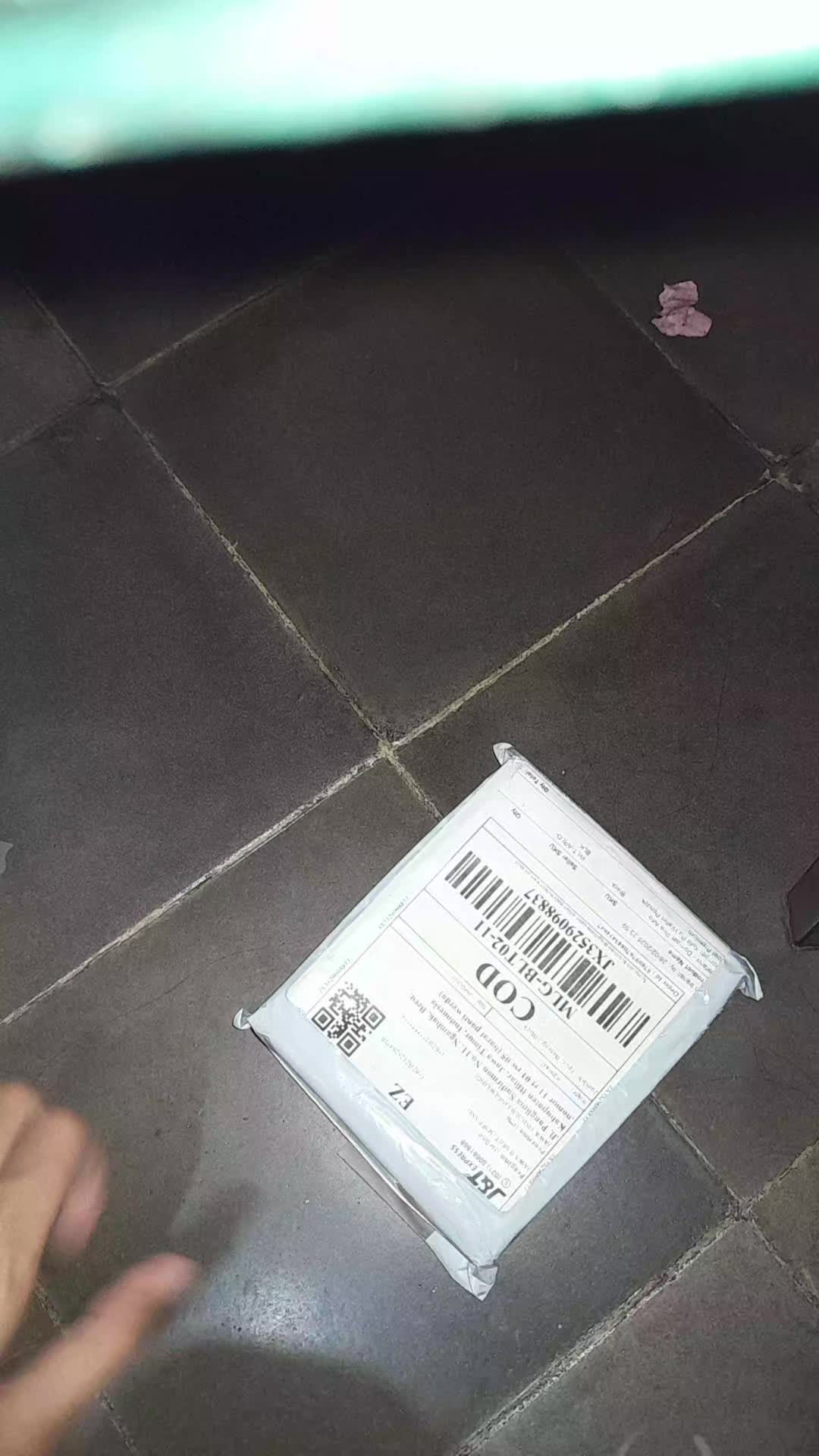 review image 0