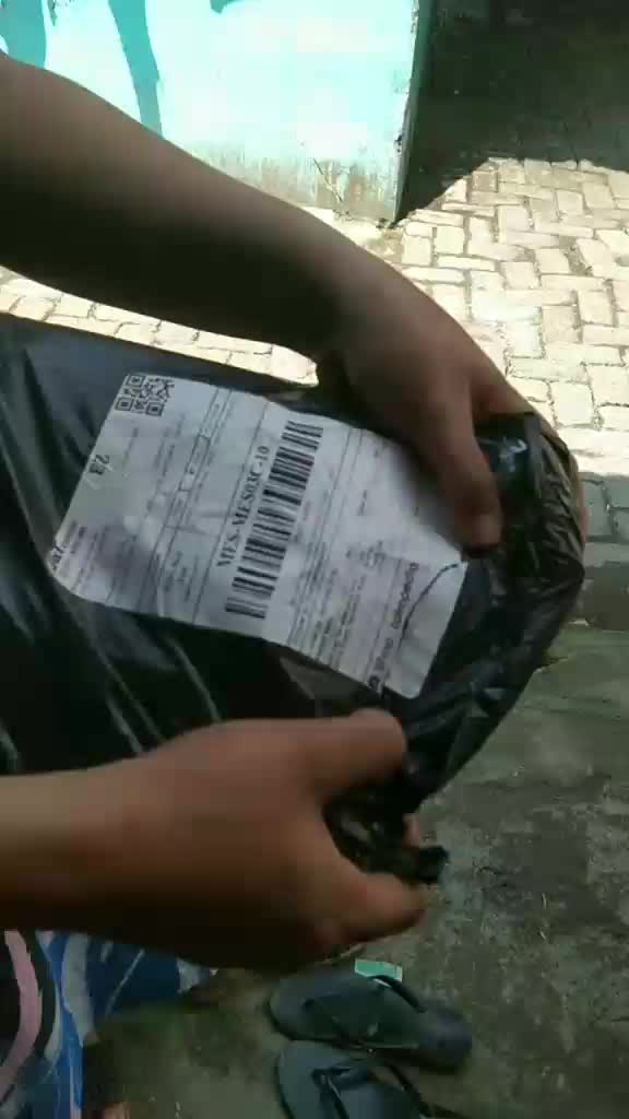 review image 0