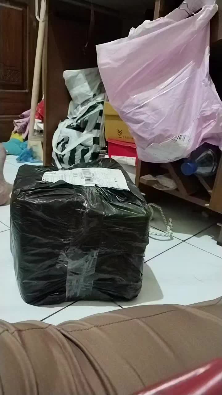 review image 0