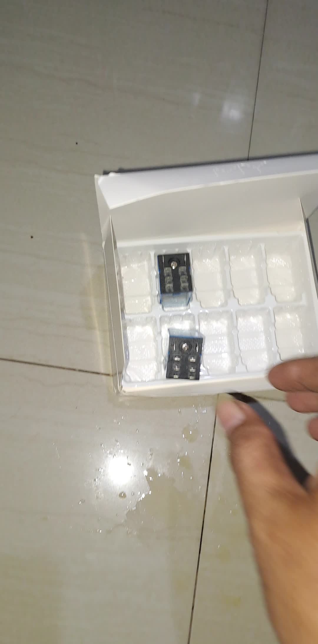 review image 0