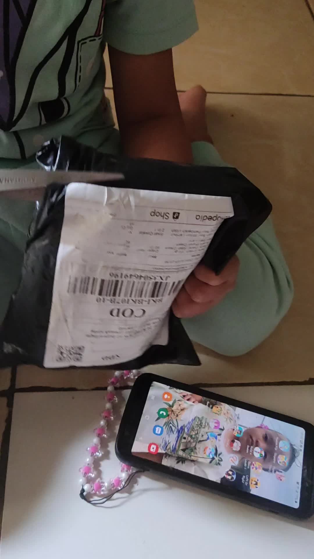 review image 0