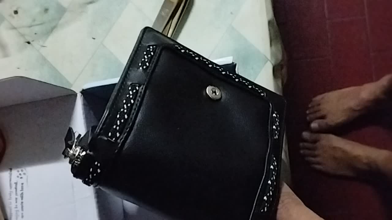 review image 0