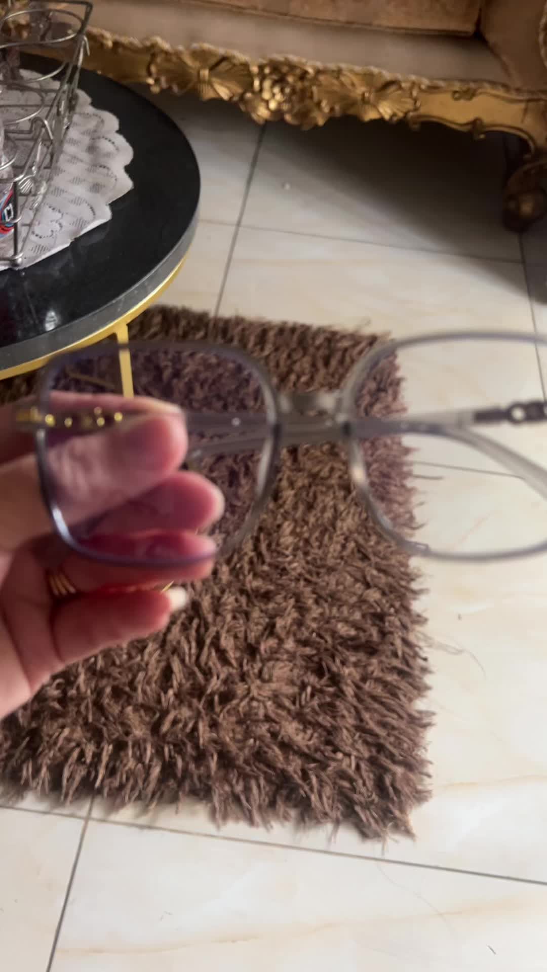 review image 0