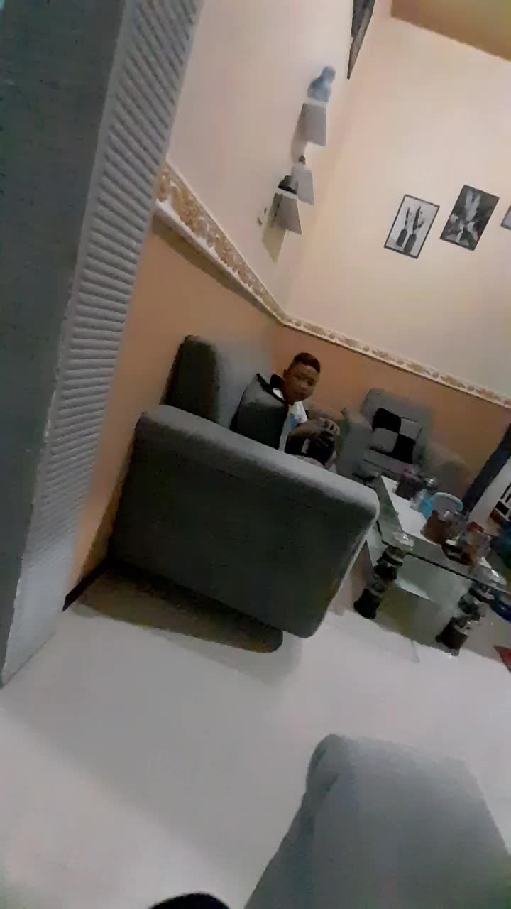 review image 0