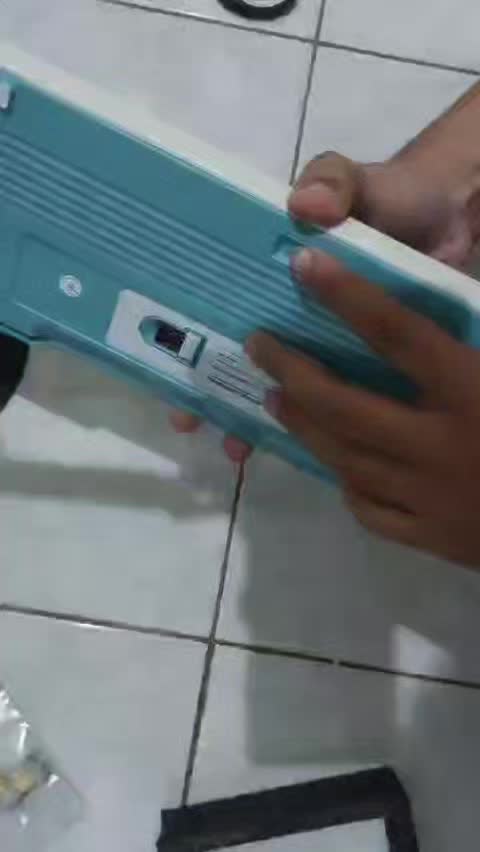 review image 0