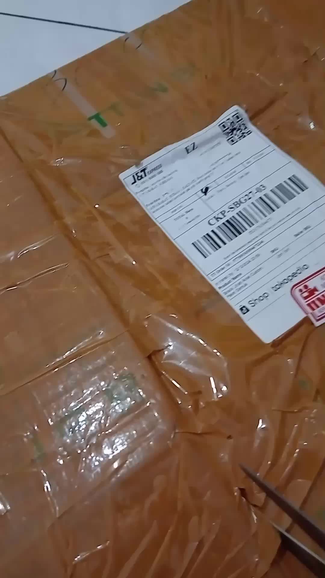 review image 0