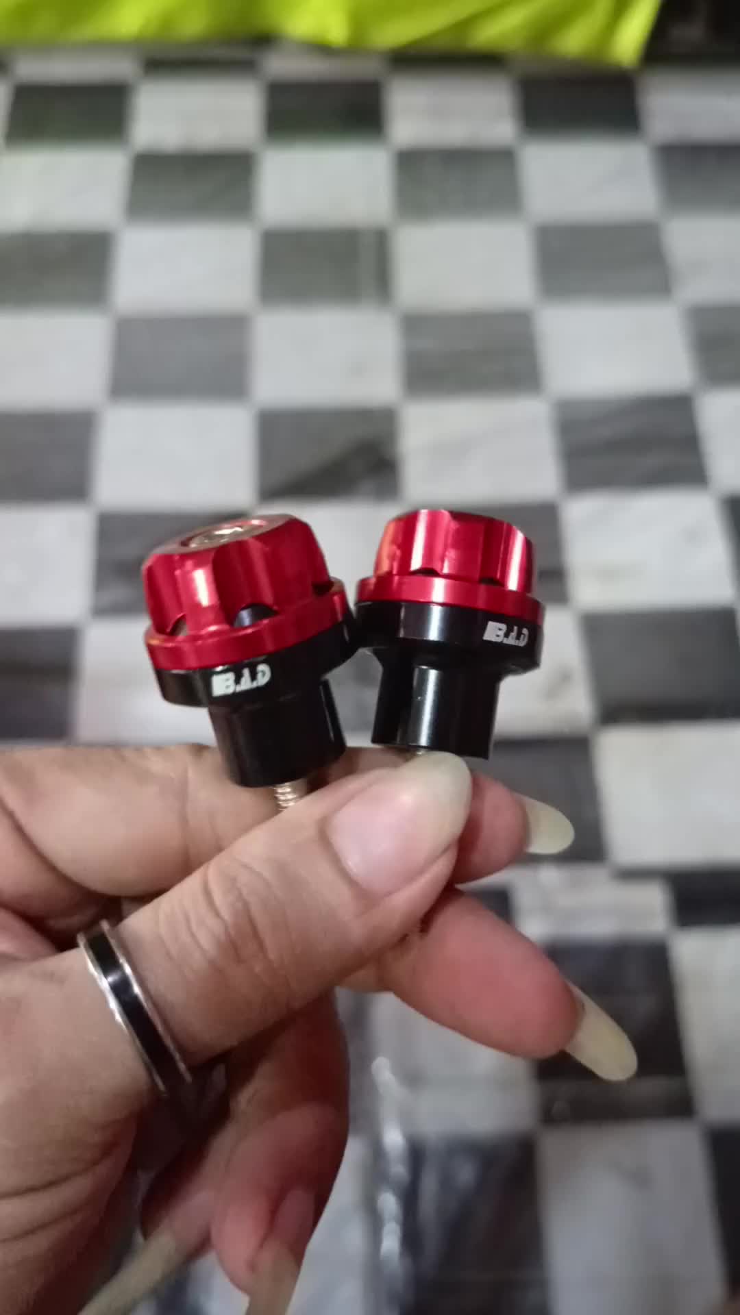 review image 0