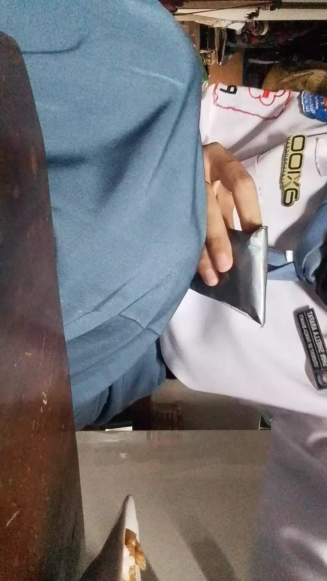 review image 0