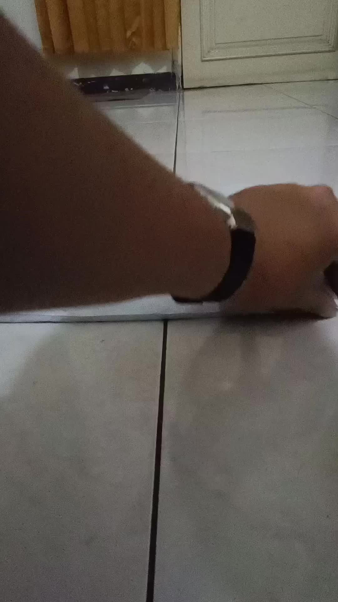 review image 0