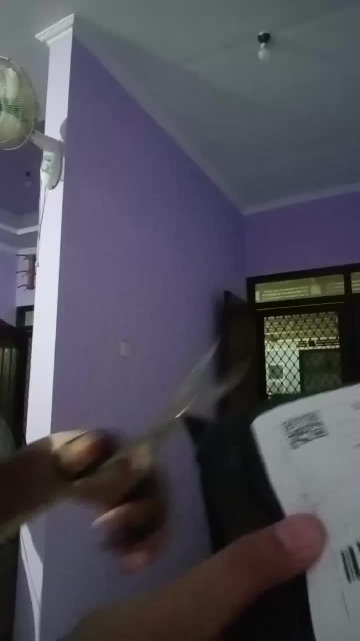 review image 0