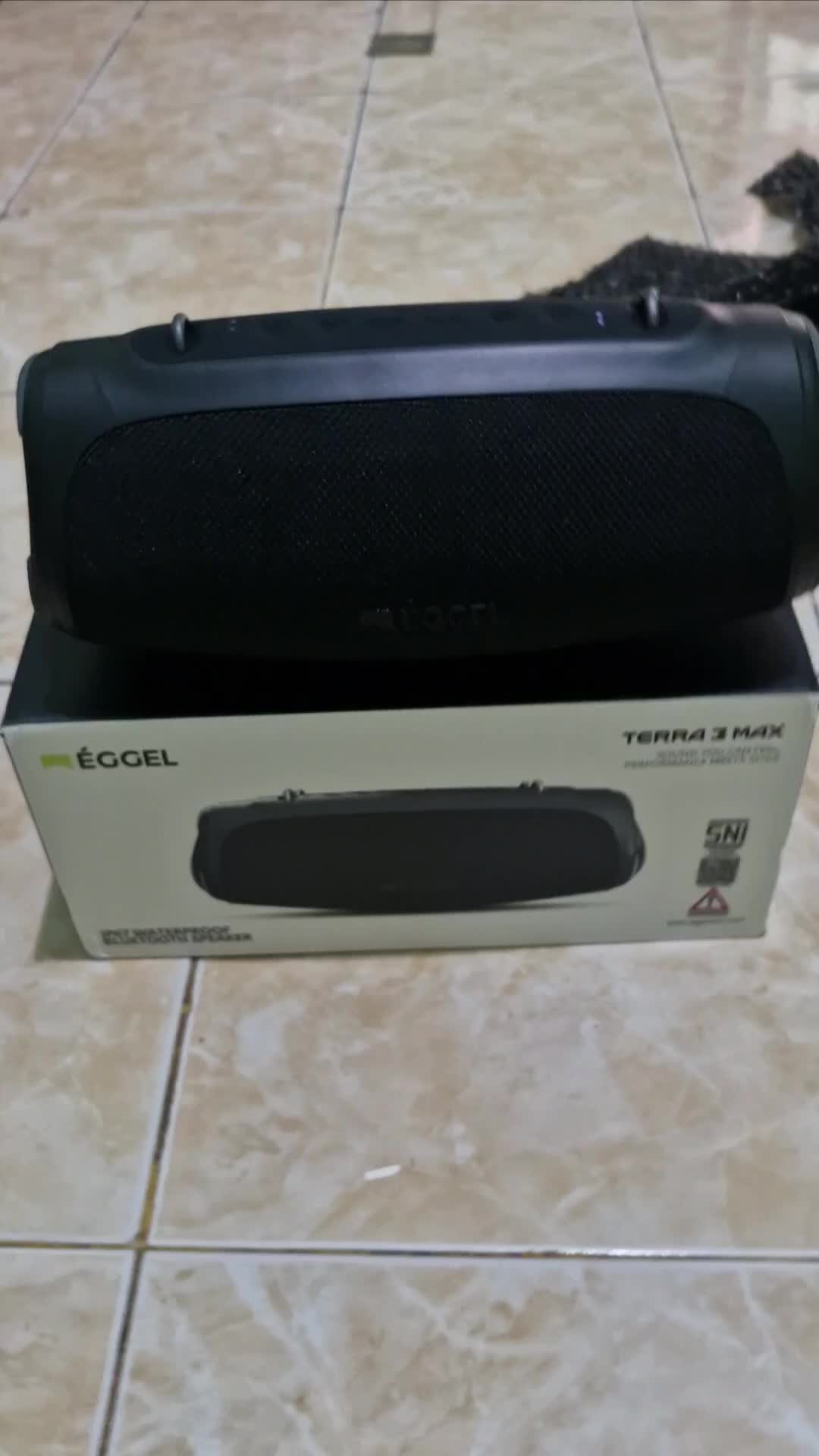 review image 0