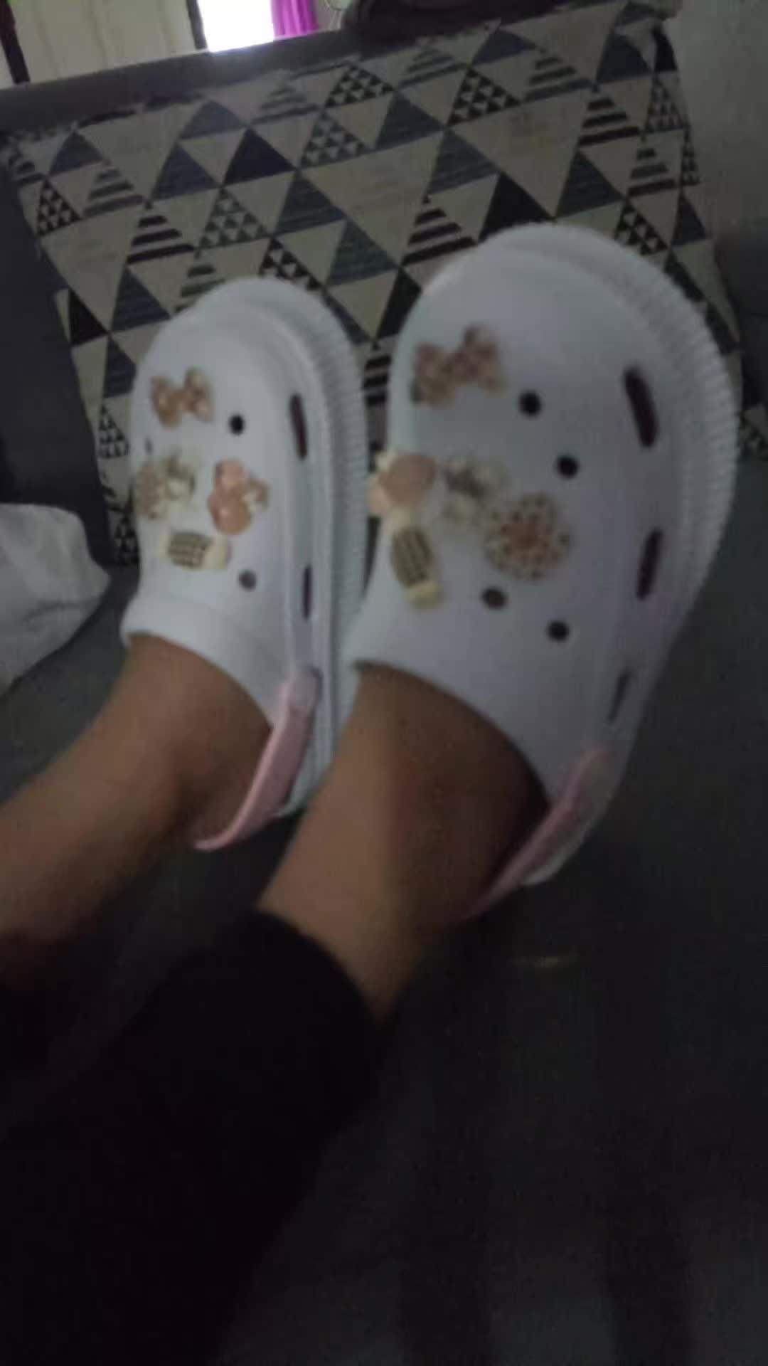 review image 0