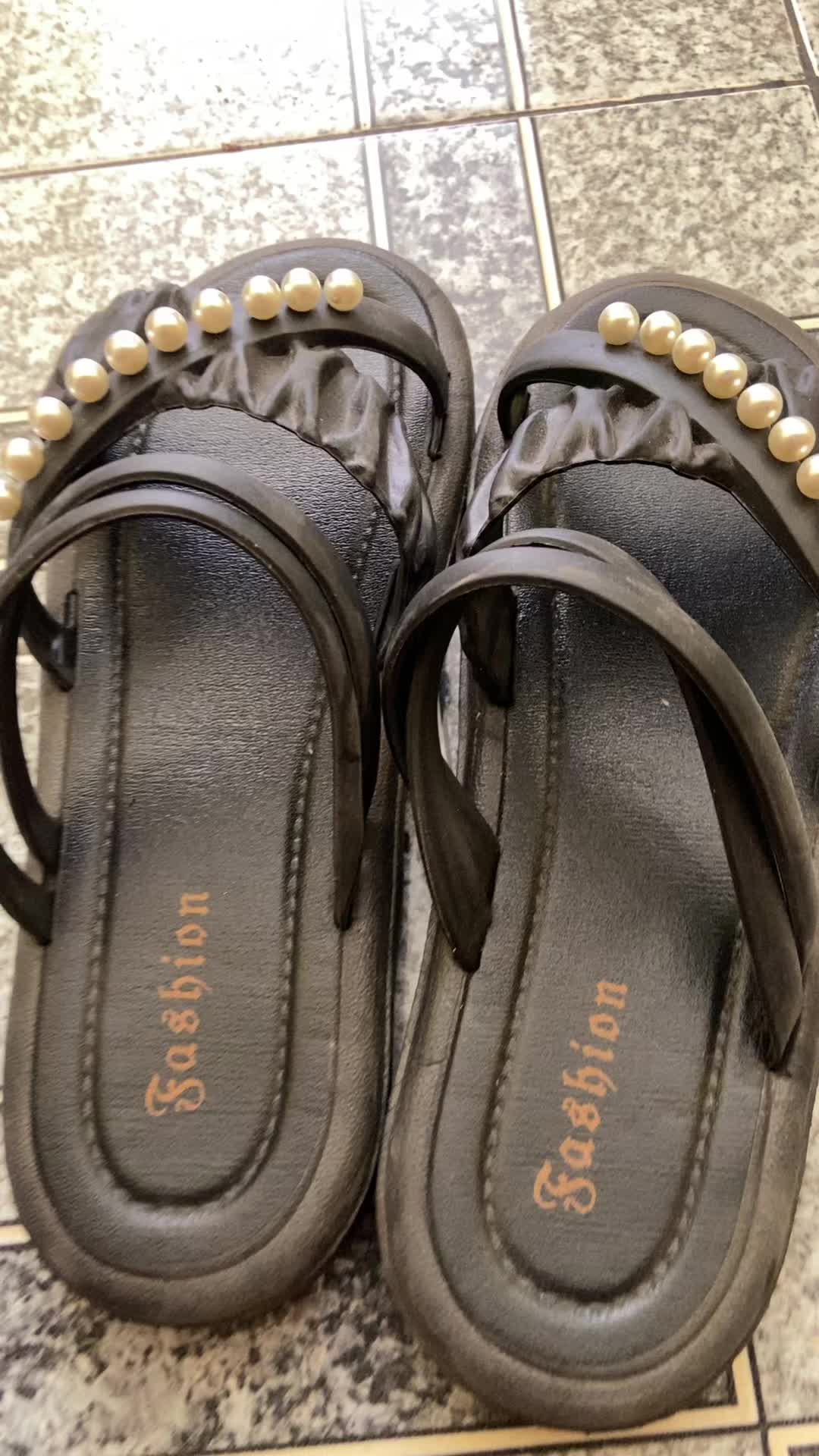 review image 0