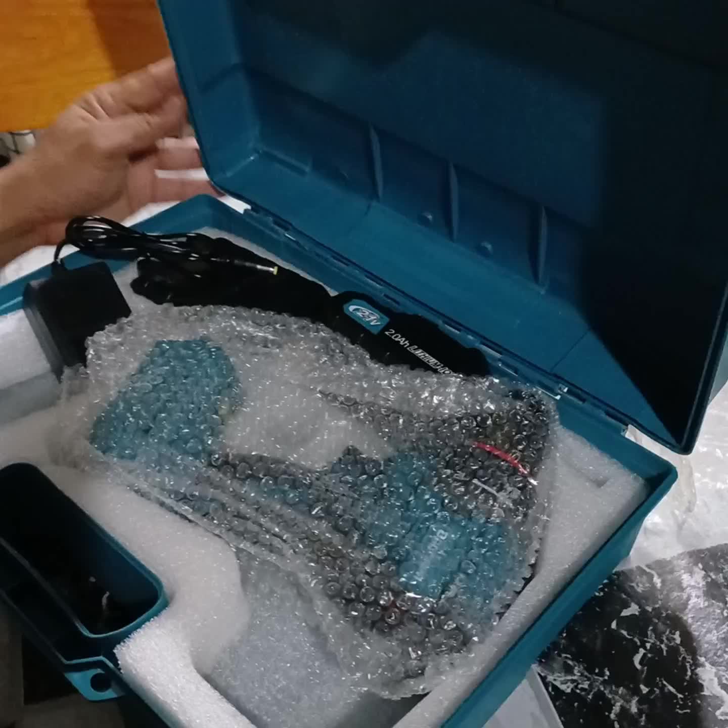 review image 0