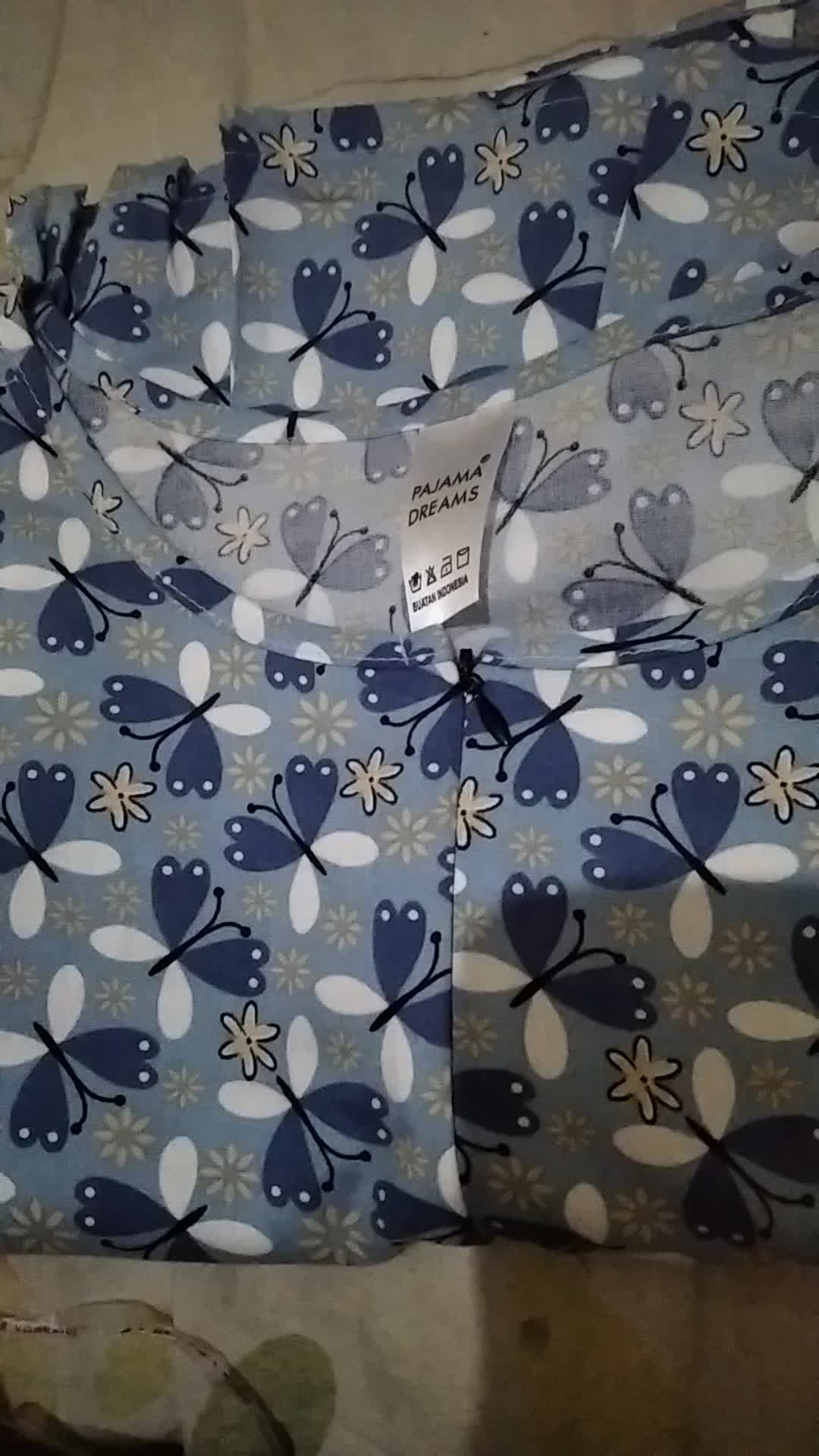 review image 0