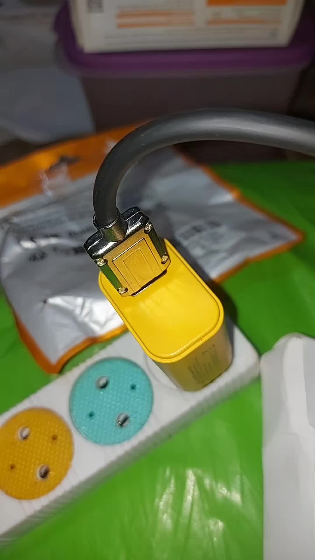 review image 0