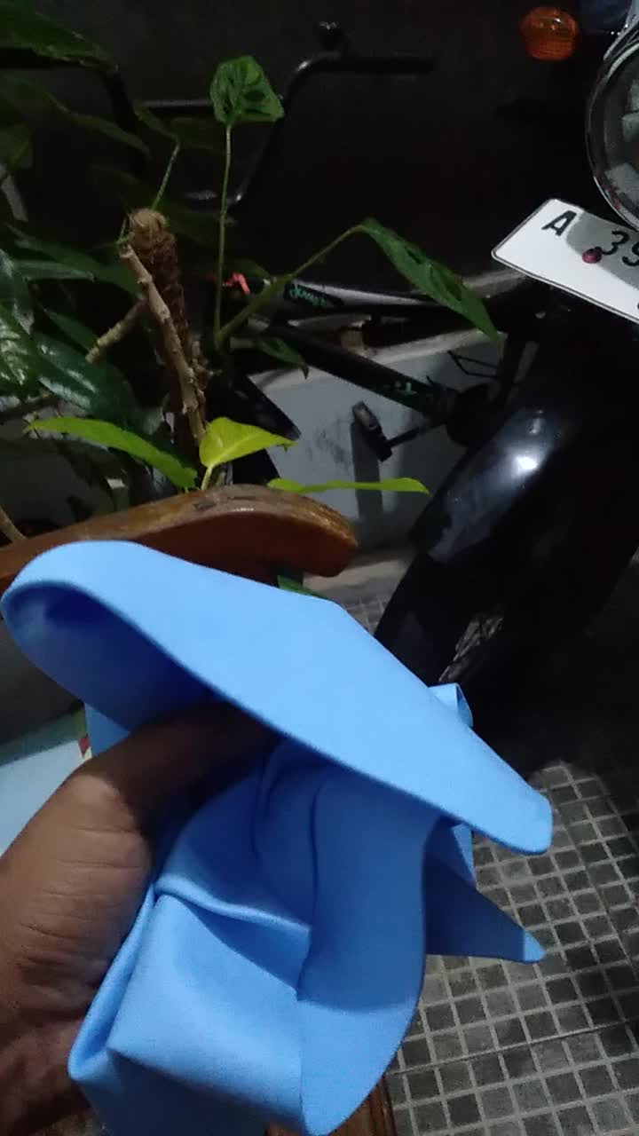 review image 0