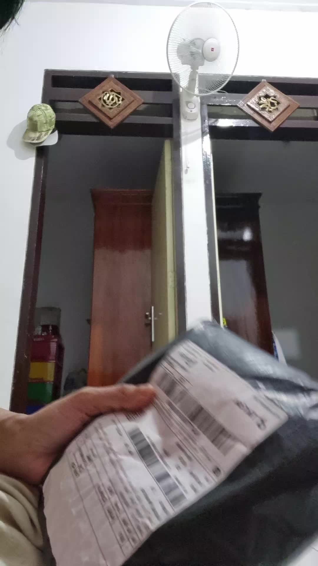 review image 0