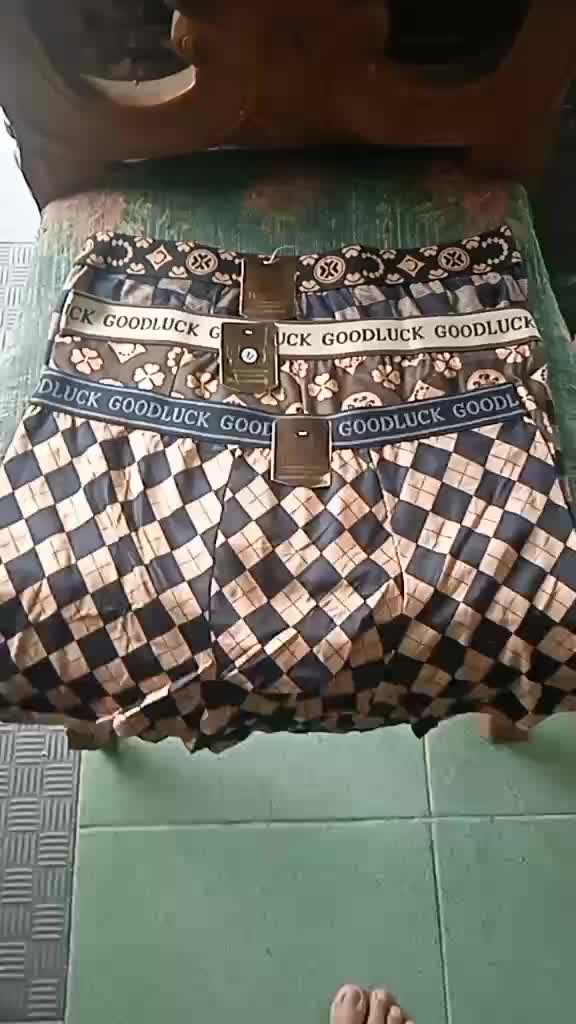 review image 0