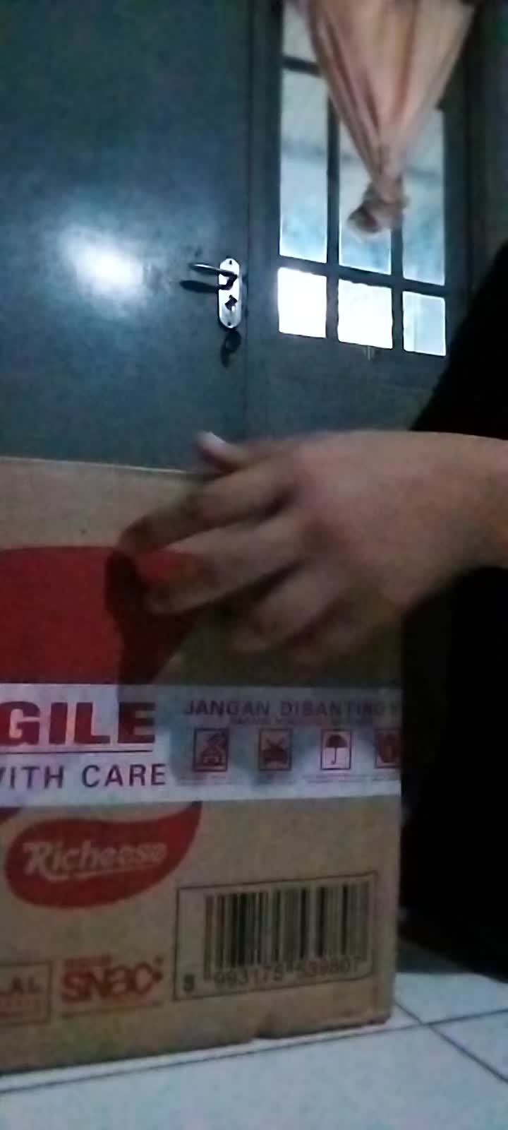 review image 0