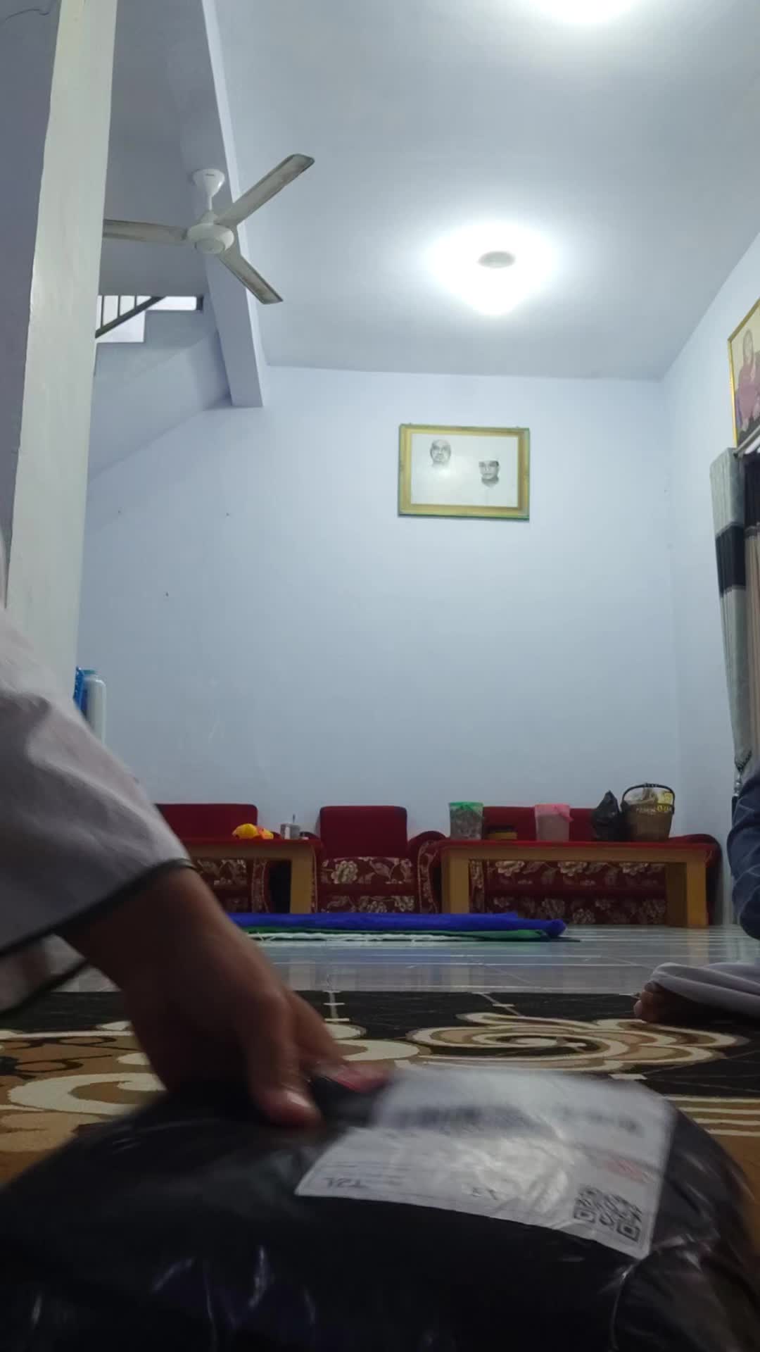 review image 0