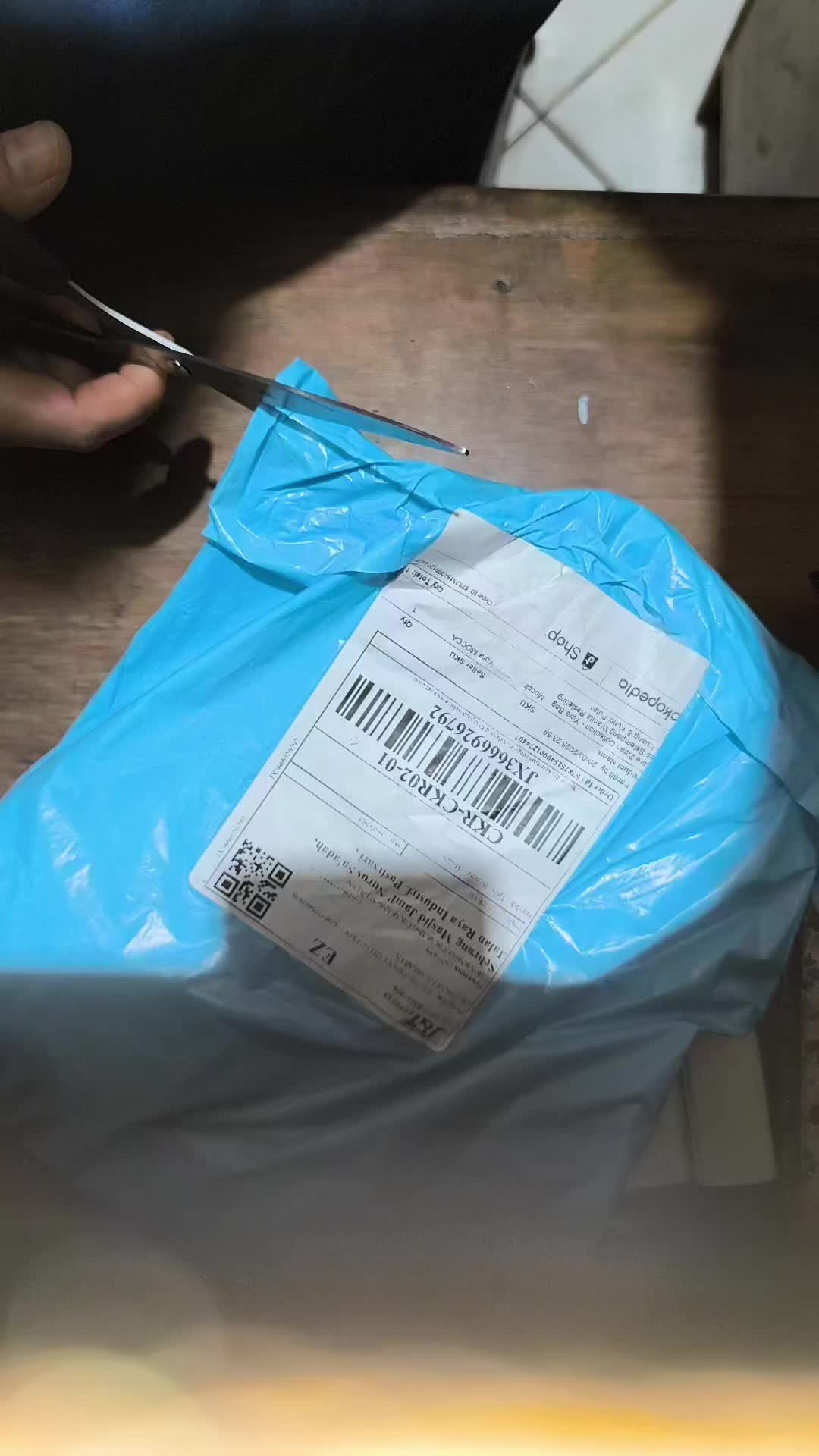 review image 0
