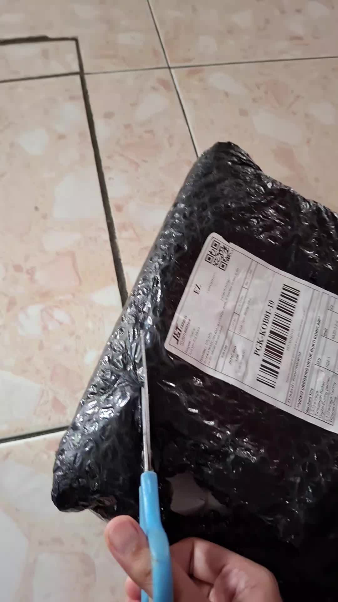 review image 0