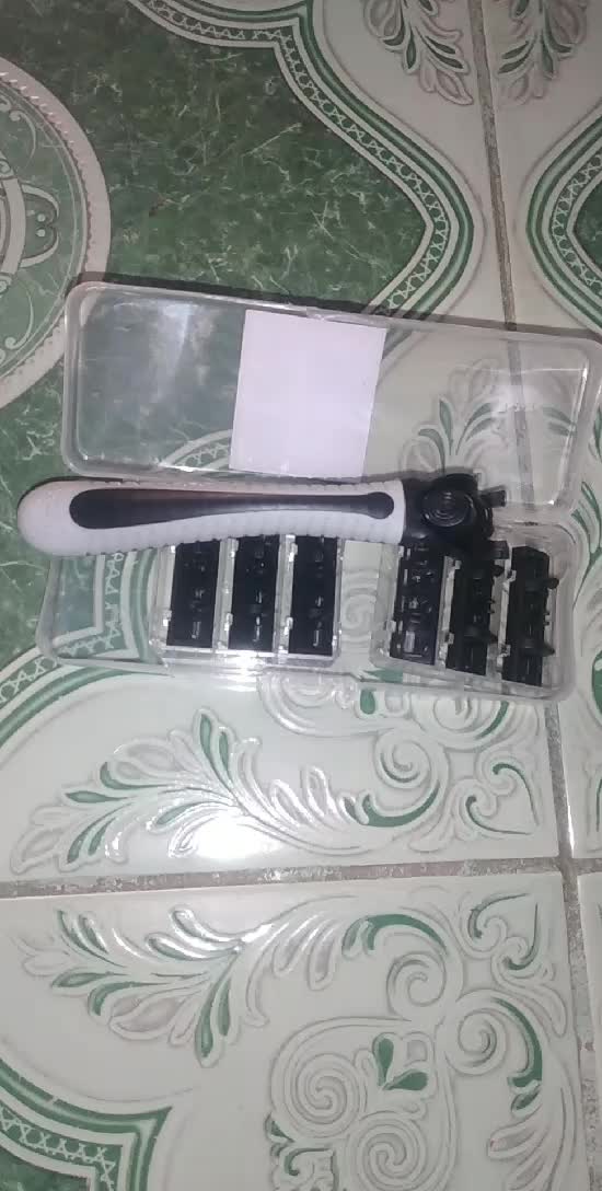 review image 0
